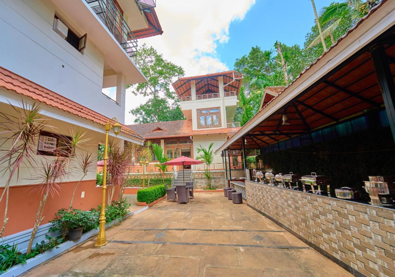 Ushasree Wayanad Heritage Premium Pool Resort By Voye Homes Ambalavayal 外观 照片