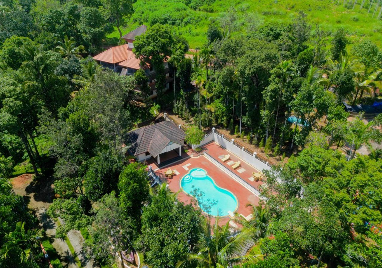 Ushasree Wayanad Heritage Premium Pool Resort By Voye Homes Ambalavayal 外观 照片
