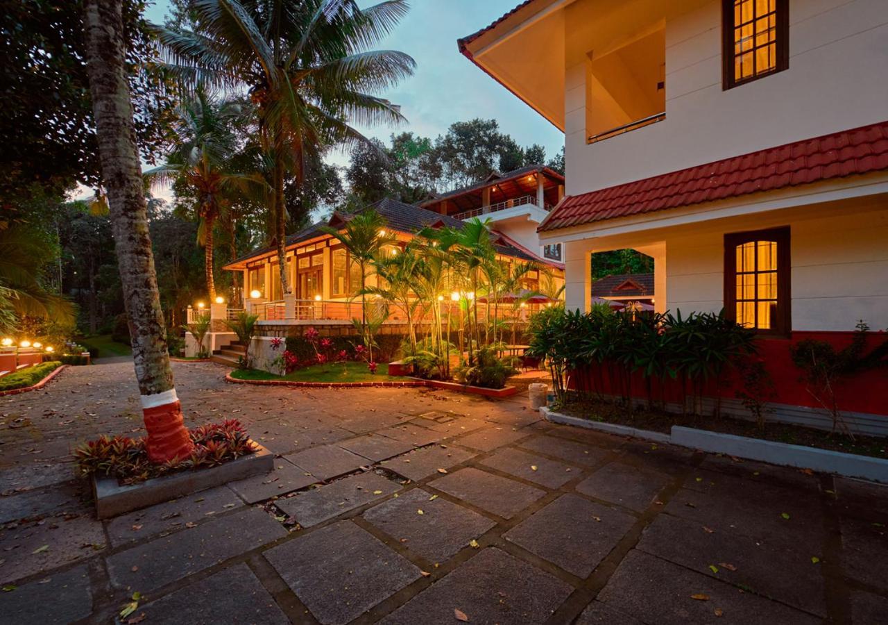 Ushasree Wayanad Heritage Premium Pool Resort By Voye Homes Ambalavayal 外观 照片